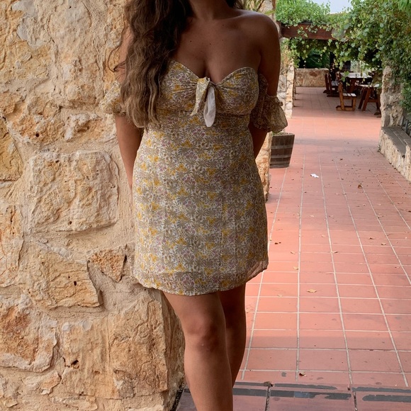 Emory Park off shoulder mini dress - Picture 6 of 8